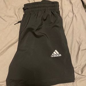 Mens athletic shorts